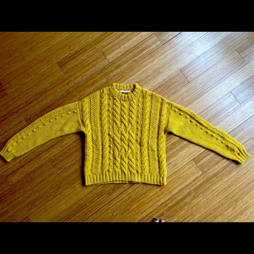 Solosix Super soft 100% alpaca hand knitted sweater
